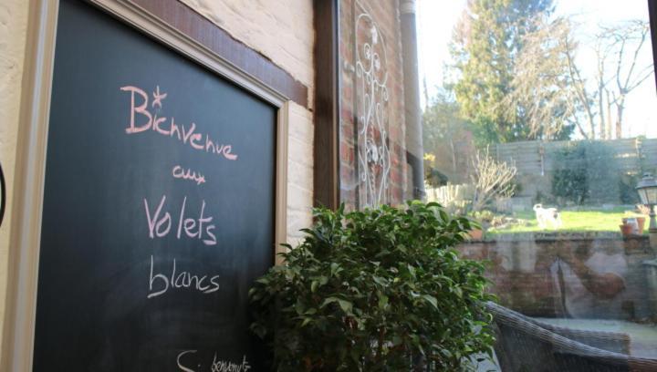 Bed and Breakfast Les Volets Blancs Braine-le-Comte Exteriér fotografie